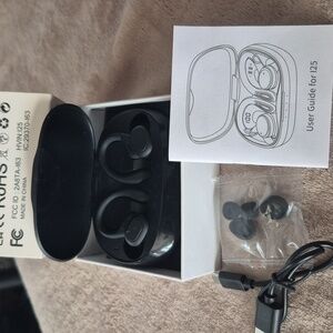 Wireless Black Earbuds